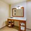 Отель Comfort Suites Burlington Near I-5, фото 34