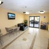 Отель Regency Inn and Suites, фото 10