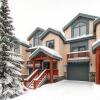 Отель Pines 75 Townhome в Брекенридже