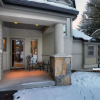 Отель Luxury 4-Bedroom Home Close to Slopes with On-site Hot Tub 4 Home by RedAwning, фото 1