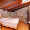 Отель Vaulted Village House Maroulas, фото 8