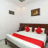 Отель OYO 23240 Hotel Pramod Palace, фото 3