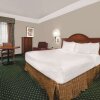Отель La Quinta Inn & Suites by Wyndham Stephenville в Стивенвилле