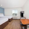 Отель Extended Stay America Select Suites - Fort Myers - Northeast, фото 35