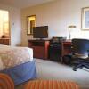 Отель La Quinta Inn Hartford-bradley Airport в Виндзоре Локсе