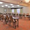 Отель Holiday Inn Express and Suites Indianapolis W- Airport Area, an IHG Hotel, фото 29