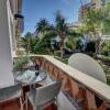 Отель TIMON II, Luxury 3 bedroom Beachside Apartment, фото 8