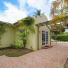 Отель Bliss 2 Bedroom Home в Хоултауне