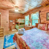 Отель Twin Creeks, 4 Bedrooms, Sleeps 14, Rustic Lodge, Hot Tub, Pool Table, фото 12
