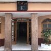Отель Hostal Andrés в Валенсии