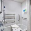 Отель Home2 Suites by Hilton Milwaukee Downtown, фото 10