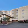 Отель Comfort Suites Forsyth near I-75, фото 31