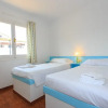 Отель Voramar Waterfront Walk to Beach Sea Views A C Wifi Car Not Required - 2200, фото 15