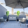 Отель Liiiving-Modern & Glam Rooftop Apartment, фото 26
