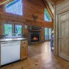Отель Alessandras - Beautiful Rustic-chic Riverfront Cabin Fireplace pet Friendly, фото 2