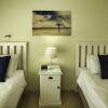 Отель Sea Cottage, Langebaan 4-Sleeper, фото 3
