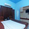 Отель OYO 10046 Hotel Swarna Villa, фото 7