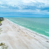 Отель Anna Maria Island Beach Happy-Direct Beach Front-1BR-1BR, фото 2
