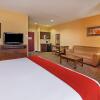 Отель Holiday Inn Express & Suites Cleveland, фото 19