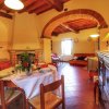 Отель Attractively Furnished Apartment On A Large Estate In The Chianti Region, фото 11
