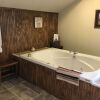 Отель Oak Valley Inn & Suites, фото 16