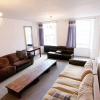 Отель Edinburgh Princes Street Top Floor Apt, фото 7