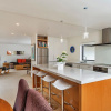 Отель QV Spacious 190 sqm Townhouse - 647, фото 6