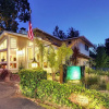 Отель Saratoga Oaks Lodge, фото 10