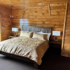 Отель Breathtaking Views Lodge 5 Bedroom Cabin by RedAwning, фото 3