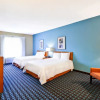 Отель Fairfield Inn & Suites Birmingham Fultondale/I-65, фото 4