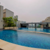 Отель Modern And Homey 2Br At Mt Haryono Square Apartment, фото 16