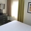 Отель Candlewood Suites East Syracuse - Carrier Circle, an IHG Hotel, фото 10