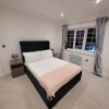 Отель Luxury 2 Bed Flat In The Heart Of Rochester, фото 3