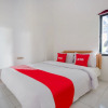 Отель OYO 3728 Tunas Plaza Residence, фото 4