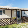 Отель Detached Wooden Chalet With Ac Near Sea, фото 3