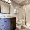 Отель Global Luxury Suites at Light Street, фото 8