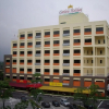 Отель Carlton Holiday Hotel & Suites, фото 1