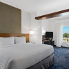 Отель Fairfield Inn & Suites by Marriott St Petersburg North, фото 7