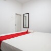Отель RedDoorz near Taman Krida Budaya Malang, фото 8