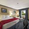 Отель Ramada by Wyndham Trenton, фото 4