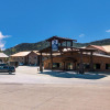 Отель Best Western Golden Spike Inn & Suites, фото 1