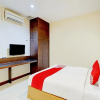 Отель OYO 90350 Hotel Five Star 2, фото 24