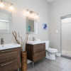 Отель Southtown Classic 3br/2ba Mins From Downtown, фото 9