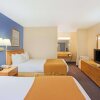 Отель Days Inn by Wyndham Mackinaw City/Bridgeview Area, фото 7