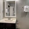 Отель Flippin Fabulous 107 2 Bedrooms 2 Bathrooms Condo, фото 9
