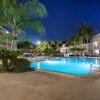 Отель Clarion Inn & Suites Central Clearwater Beach, фото 16