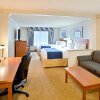 Отель Holiday Inn Express & Suites Tacoma, an IHG Hotel, фото 4