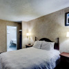 Отель University Hotel and Suites, фото 7