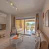 Отель Vesta - Superior Apt - 3Br - Swan Lake, фото 4