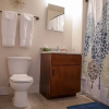 Отель Classic Downtown 1BR Apt with Views, фото 9